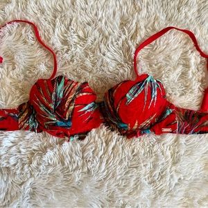 Victorias Secret Pink Date Push Up 30A